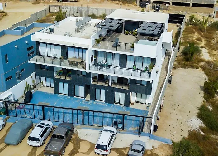 Ocean View With Scenic Balcony, Well-equipped Kitchen, Internet & W/d * Cabo San Lucas