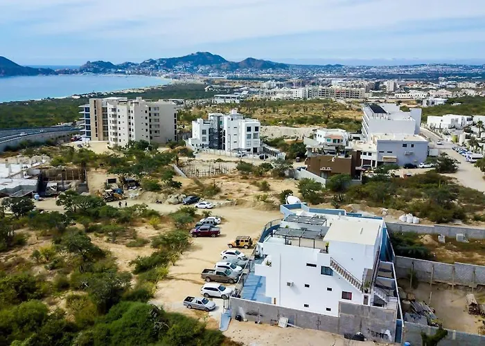 Ocean View With Scenic Balcony, Well-equipped Kitchen, Internet & W/d Ferienhaus
