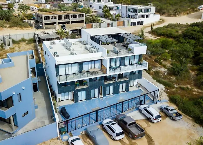 Ocean View With Scenic Balcony, Well-equipped Kitchen, Internet & W/d *